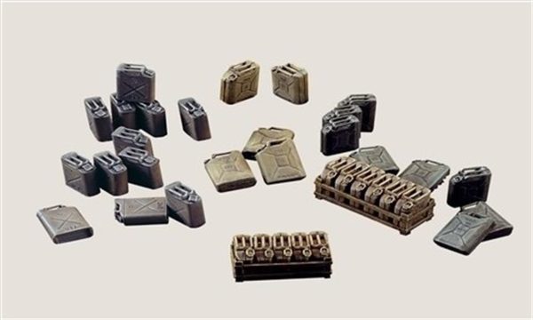 1/35 Yakıt ve Su Bidonları Maketi, Italeri 0402 - Görsel 2