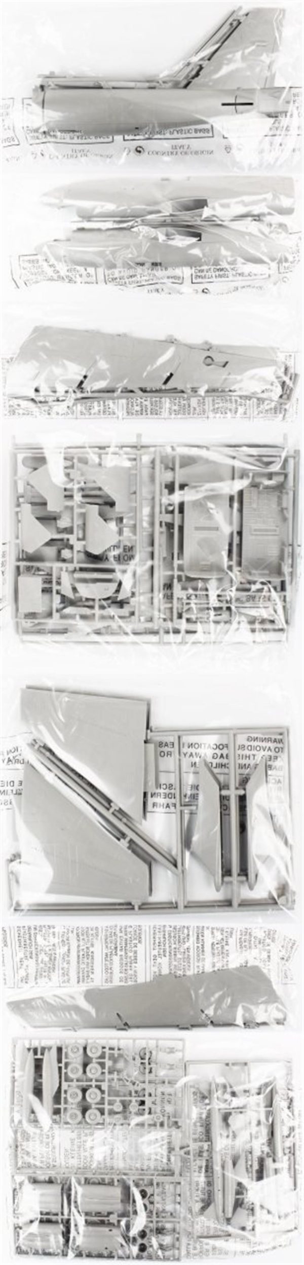 1/72 B-52G (early with Hound Dog) Askeri Nakliye Uçağı Maketi, Italeri 1451 - Görsel 2