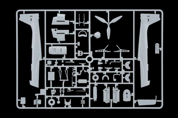 1/48 Junkers JU-87B Stuka (Battle of Britain 80th Anniversary) Savaş Uçağı Maketi, Italeri 2807 - Görsel 4