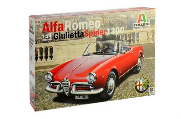 1/24 Giulietta Spider 1300 Cabrio Araba Maketi, Italeri 3653