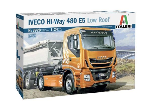 1/24 IVECO Hi-Way 480 E5 (Low Roof) Çekici Maketi, Italeri 3928