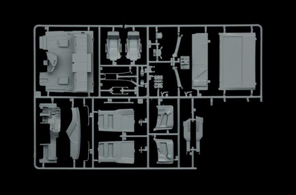 1/24 Mercedes-Benz MP4 Big Space Çekici Maketi, Italeri 3948 - Görsel 5