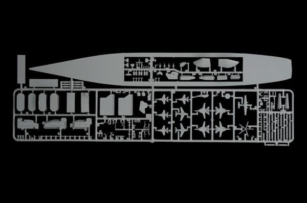 1/720 U.S.S. George H.W. Bush CVN 77 Uçak Gemisi Maketi, Italeri 5534 - Görsel 3