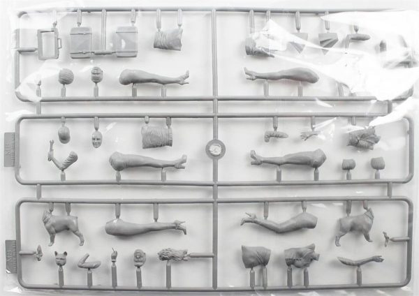 1/24 Efsanevi 60 lar serisi Yeni Macera Figür Maketi, Master Box 24082 - Görsel 2