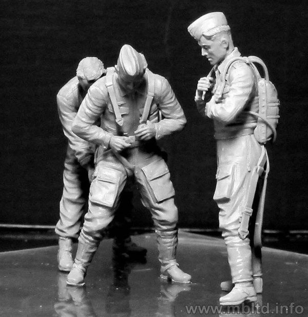 1/32 WW II Serisi Luftwaffe Pilotları Figür Maketi, Master Box 3202 - Görsel 3