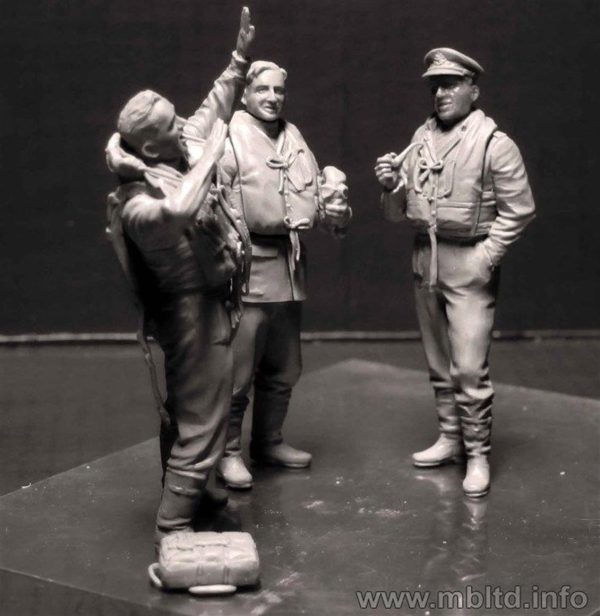1/32 WW II Serisi RAF Pilotları Figür Maketi, Master Box 3206 - Görsel 3