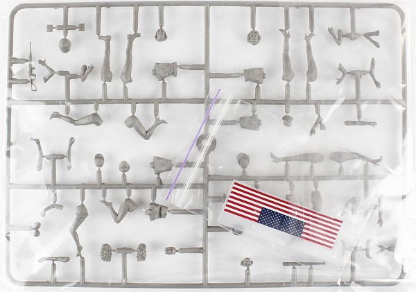 1/35 WW II Serisi Poster Kızları Figür Maketi, Master Box 35183 - Görsel 2