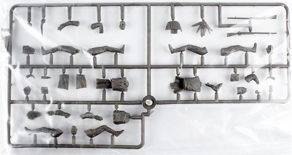 1/35 Hint Savaşı Serisi Yaralı Kardeş Figür Maketi, Master Box 35210 - Görsel 2