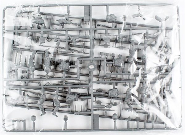 1/35 WW II Serisi 1944-1945 Alman Askerleri Figür Maketi, Master Box 35218 - Görsel 2