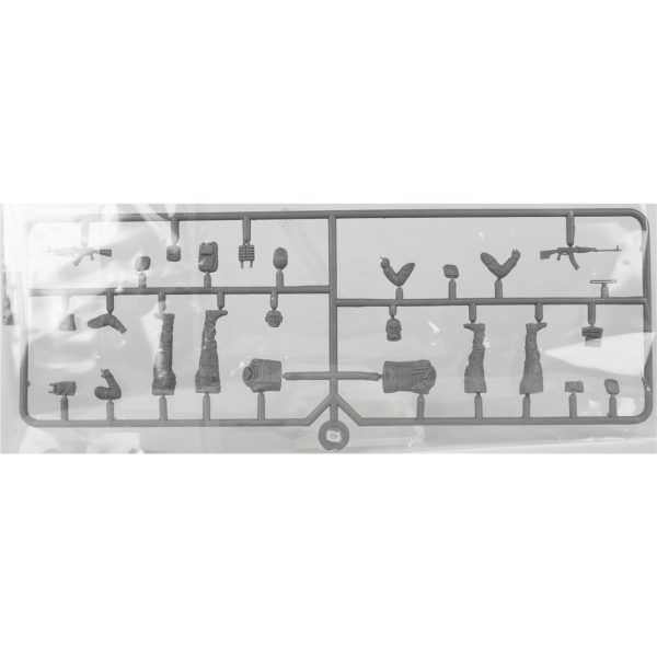 1/35 Rus-Ukrayna Savaşı Ukrayna Bölgesel Savunma Kuvvetleri Figür Maketi, Master Box 35226 - Görsel 2