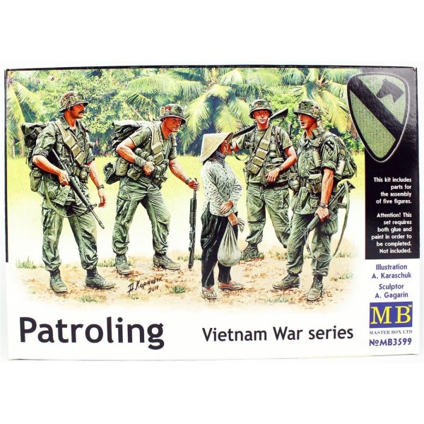 1/35 Vietnam Savaşı Devriye Gezerken Figür Maketi, Master Box 3599