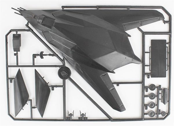 1/72 YF-117A (Scorpion) Savaş Uçağı Maketi, Mister Craft E011 - Görsel 2