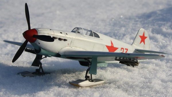 1/48 YAK-1 Sovyet Arktik Kayaklı Avcı Uçağı Maketi, Model Svit 4802 - Görsel 7