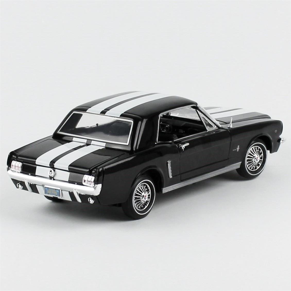 1/18 1964 1/2 Ford Mustang hardtop Siyah Diecast Araba, Motormax 73164 - Görsel 4