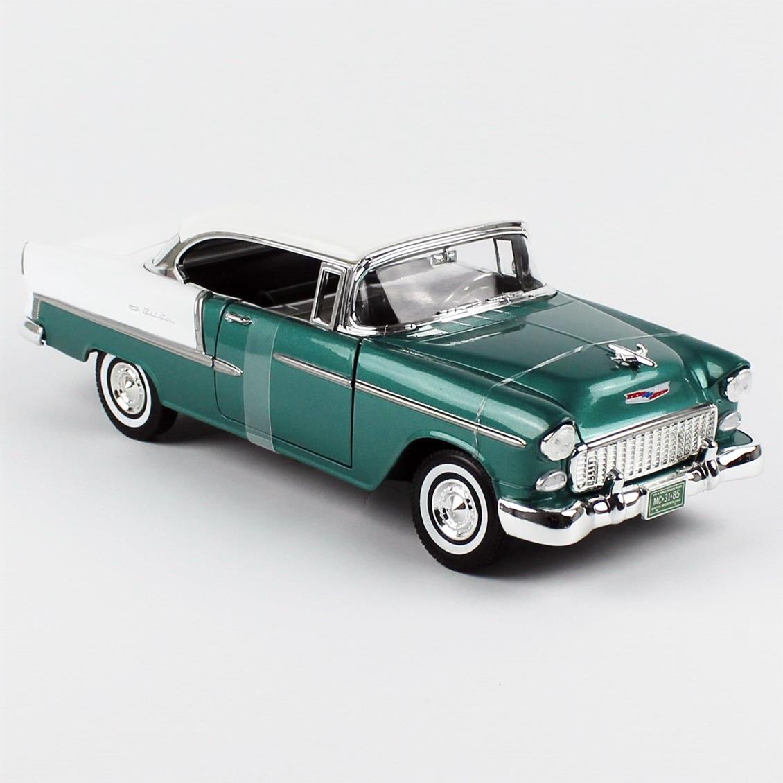 Motormax 73185 1/18 1955 Chevrolet Bel Air Hardtop Koyu Yeşil/Beyaz Diecast Araba