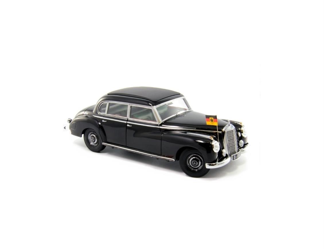 1/18 Mercedes Benz Type 300 Adenaurer 1951 Black Diecast Araba, Norev B66040614 - Görsel 2