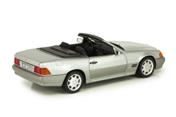 1/18 Mercedes Benz 500 SL (R129) Roadster 1989-1995 Brilliant Gümüş Metalik Diecast Araba M, Norev B66040656 - Görsel 4