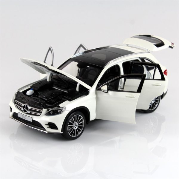1/18 Mercedes Benz GLC (X253) 2015 Diamond White Bright Diecast Araba, Norev B66960362 - Görsel 3