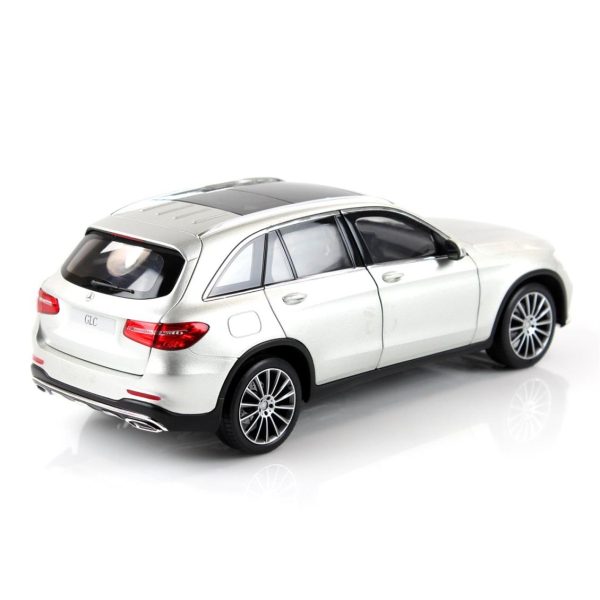 1/18 Mercedes Benz GLC (X253) 2015 Ciridium Gümüş Diecast Araba, Norev B66960363 - Görsel 2
