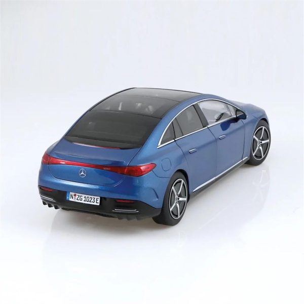 1/18 Mercedes-Benz EQE Metalik Mavi Diecast Araba, NZG PM10230021 - Görsel 3