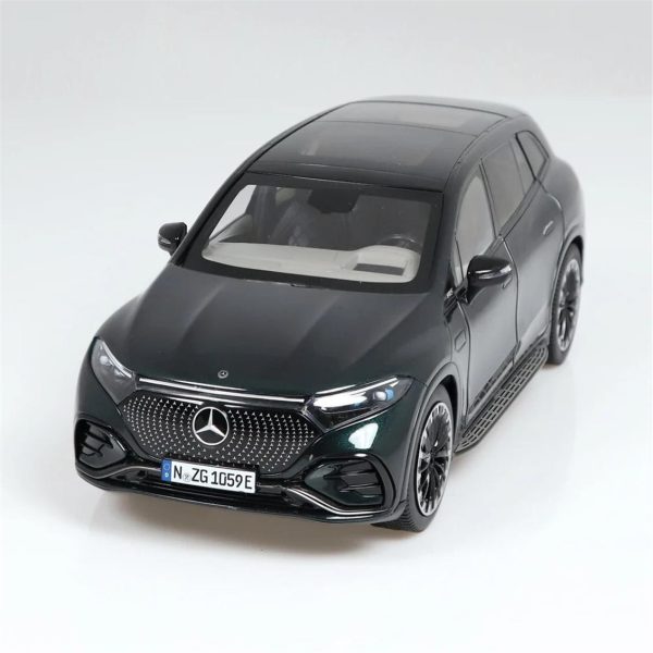 1/18 Mercedes-Benz EQS AMG Line SUV Yeşil Diecast Araba, NZG PM10590030 - Görsel 3