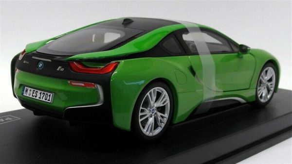 1/18 BMW i8 Java Green Diecast Araba, Paragon 97086 - Görsel 4