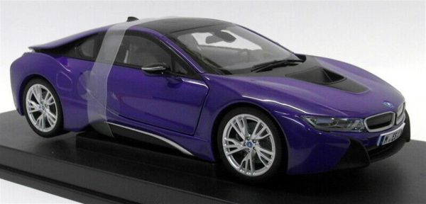 1/18 BMW i8 Purple Pearl Diecast Araba, Paragon 97088 - Görsel 3