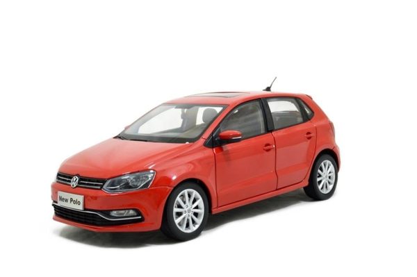 1/18 2014 Volkswagen Polo Kırmızı Diecast Araba, Paudi Model 2338R