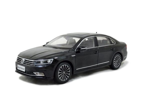 1/18 2016 Volkswagen Passat Siyah Diecast Araba, Paudi Model 2369BK