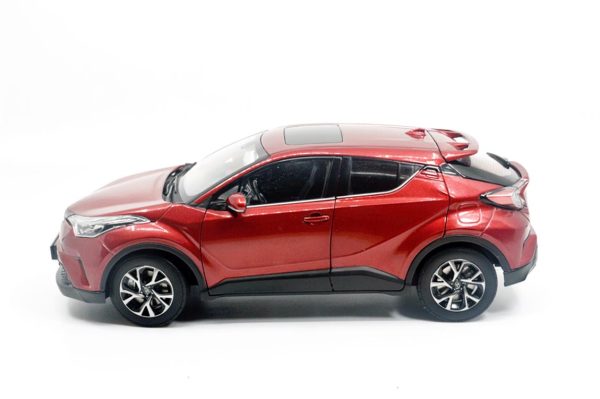 1/18 2019 Toyota CHR Kırmızı Diecast Araba, Paudi Model 2533R - Görsel 2
