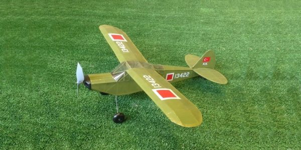 Piper L-21B Topçu Keşif Uçağı Lastik Motorlu Serbest Uçuş Kiti, PM Model 2009