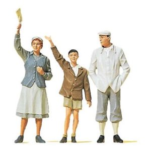 1/22.5 Yolcu Uğurlayan İnsanlar Figürleri 3 Adet, Preiser 45084
