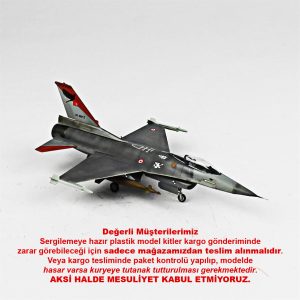 1/72 F-16C B40 Fighting Falcon Hazır Uçak Maketi