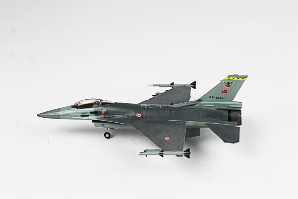 1/72 F-16C Fighting Falcon Hazır Uçak Maketi - Görsel 6