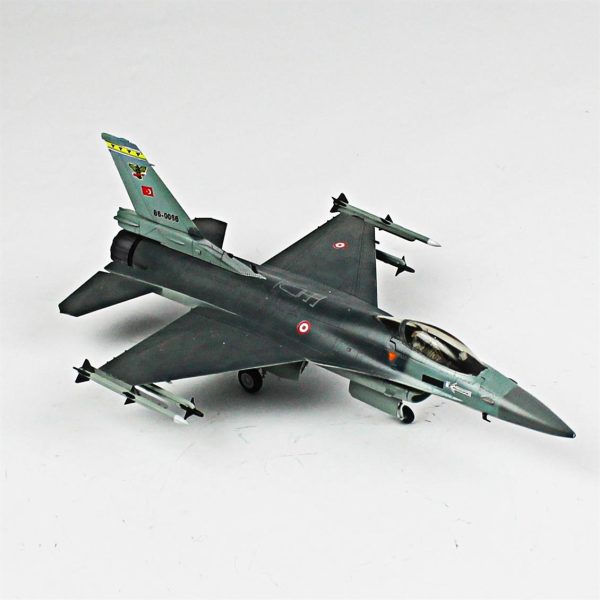 1/72 F-16C Fighting Falcon Hazır Uçak Maketi