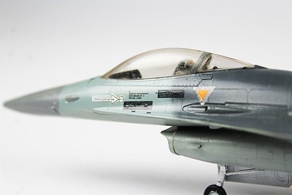 1/72 F-16C Fighting Falcon Hazır Uçak Maketi - Görsel 7