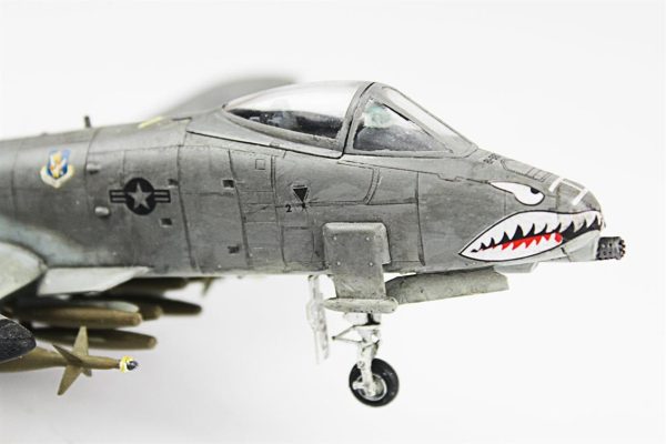 1/72 A-10A Thunderbolt II Hazır Uçak Maketi - Görsel 6