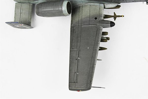 1/72 A-10A Thunderbolt II Hazır Uçak Maketi - Görsel 7
