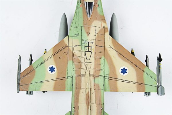 1/72 F-16C Fighting Falcon Hazır Uçak Maketi - Görsel 7