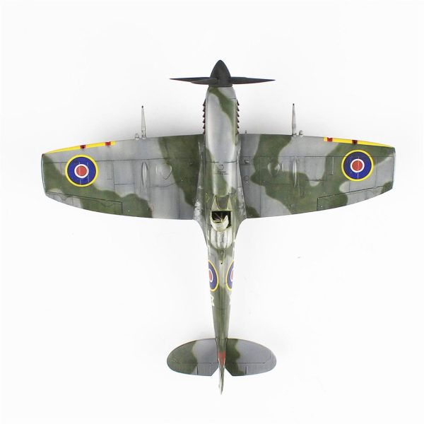 1/48 Spitfire Mk.XIII Hazır Uçak Maketi - Görsel 5