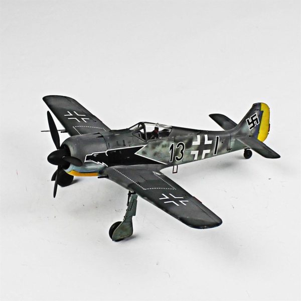 1/48 Focke-Wulf 190 A-5 Hazır Uçak Maketi - Görsel 2