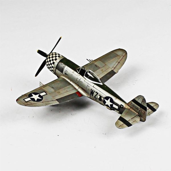 1/72 P-47D Thunderbolt Hazır Uçak Maketi - Görsel 3