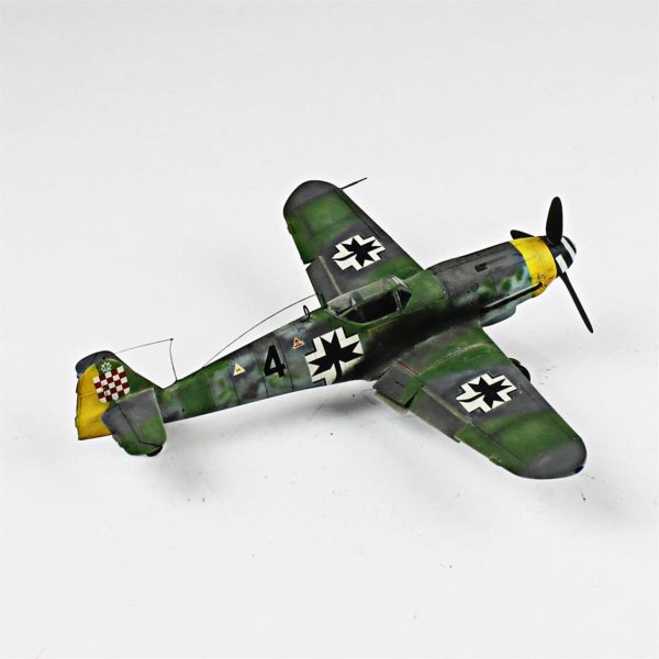 1/48 Messerschmitt Bf 109 G-2 Hazır Uçak Maketi - Görsel 4