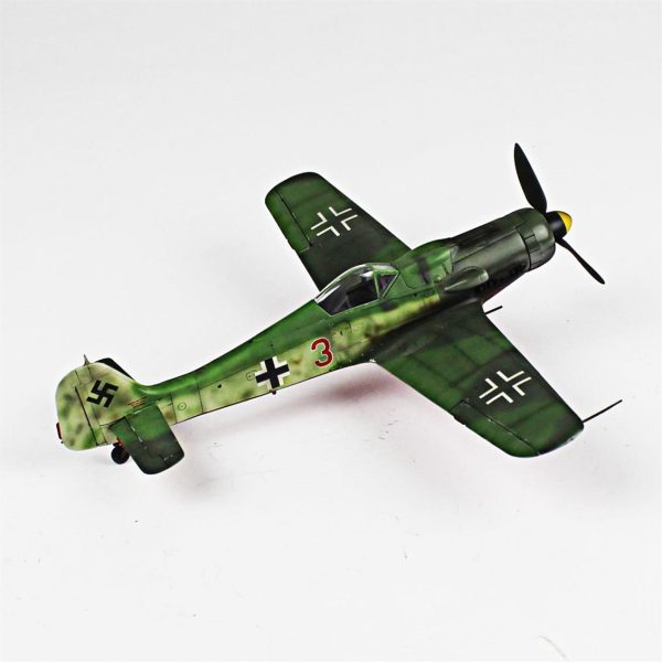 1/48 Focke-Wulf 190 D-9 Hazır Uçak Maketi - Görsel 4