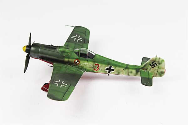 1/48 Focke-Wulf 190 D-9 Hazır Uçak Maketi - Görsel 6