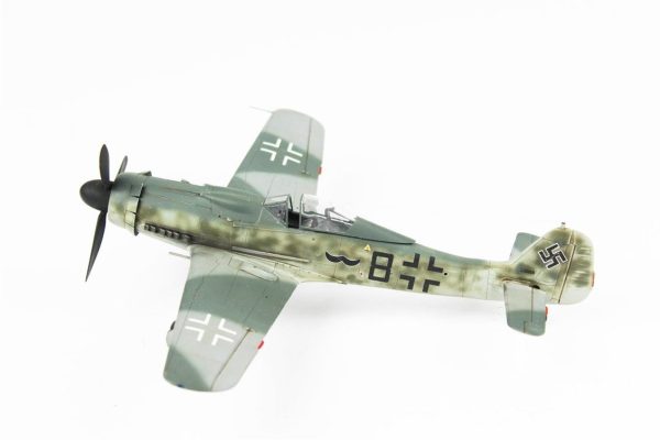 1/48 Focke-Wulf 190 D Hazır Uçak Maketi - Görsel 5