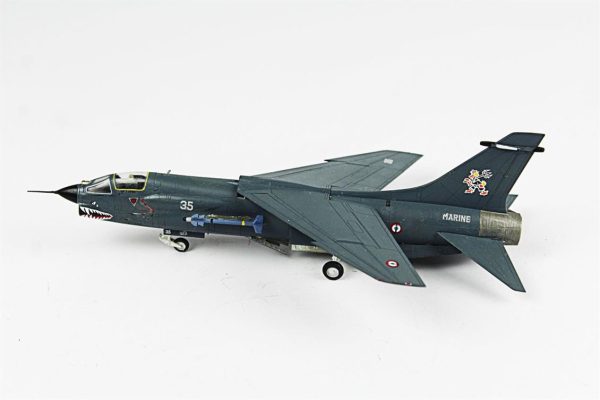 1/72 F-8E Crusader Hazır Uçak Maketi - Görsel 6