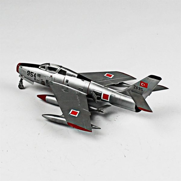 1/72 F-84F Thunderstreak Hazır Uçak Maketi - Görsel 3