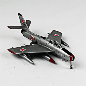 1/72 F-84F Thunderstreak Hazır Uçak Maketi