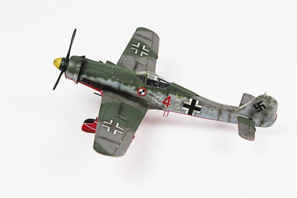 1/48 Focke-Wulf 190 D Hazır Uçak Maketi - Görsel 5